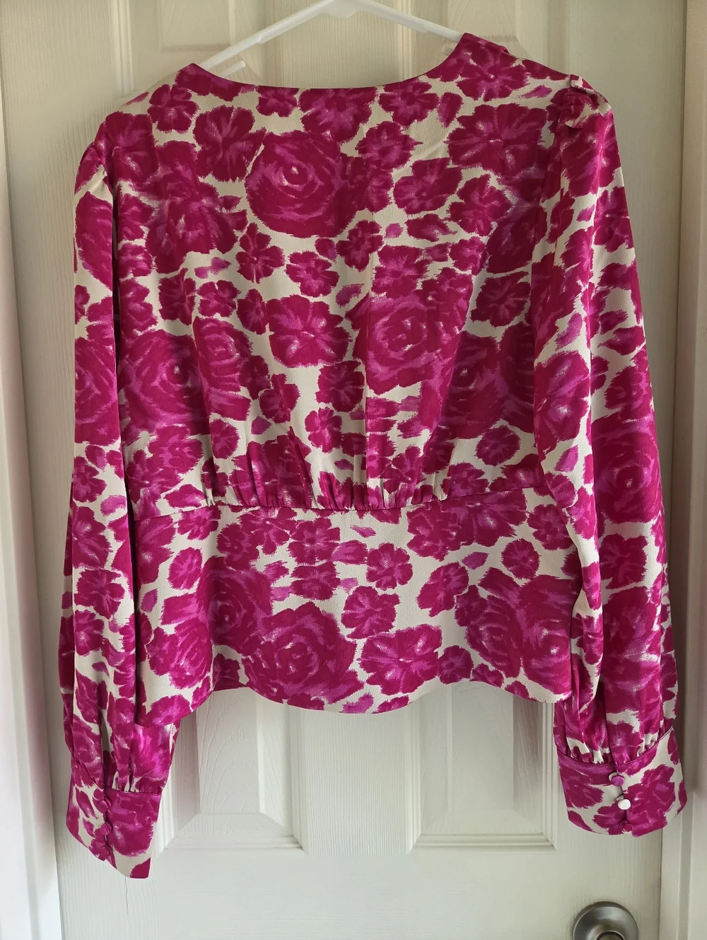 J.Crew‎ Pink Floral Satin V-Neck Blouse Magenta Shaded Rose Button Front Size 12